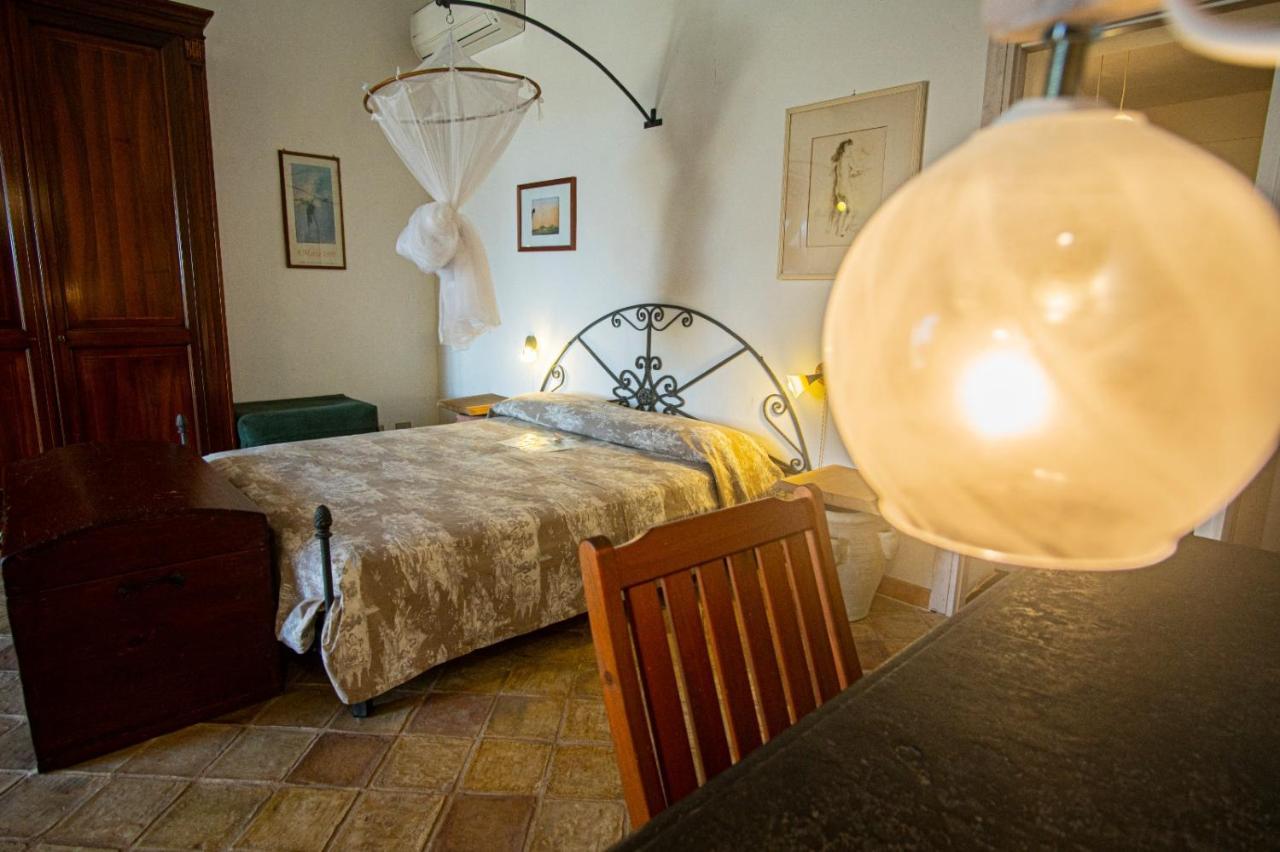 Case Brizza Casale Zappulla Buitenkant foto