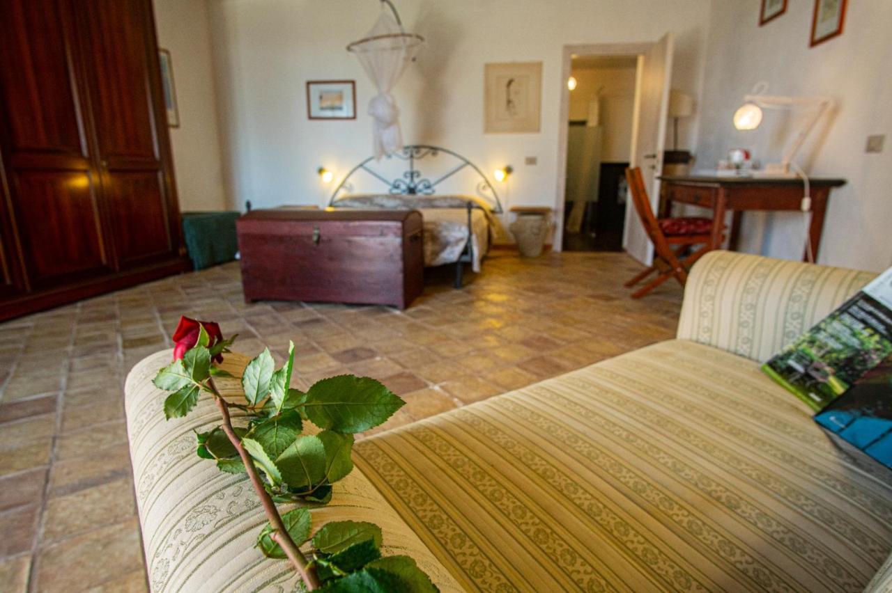 Case Brizza Casale Zappulla Buitenkant foto