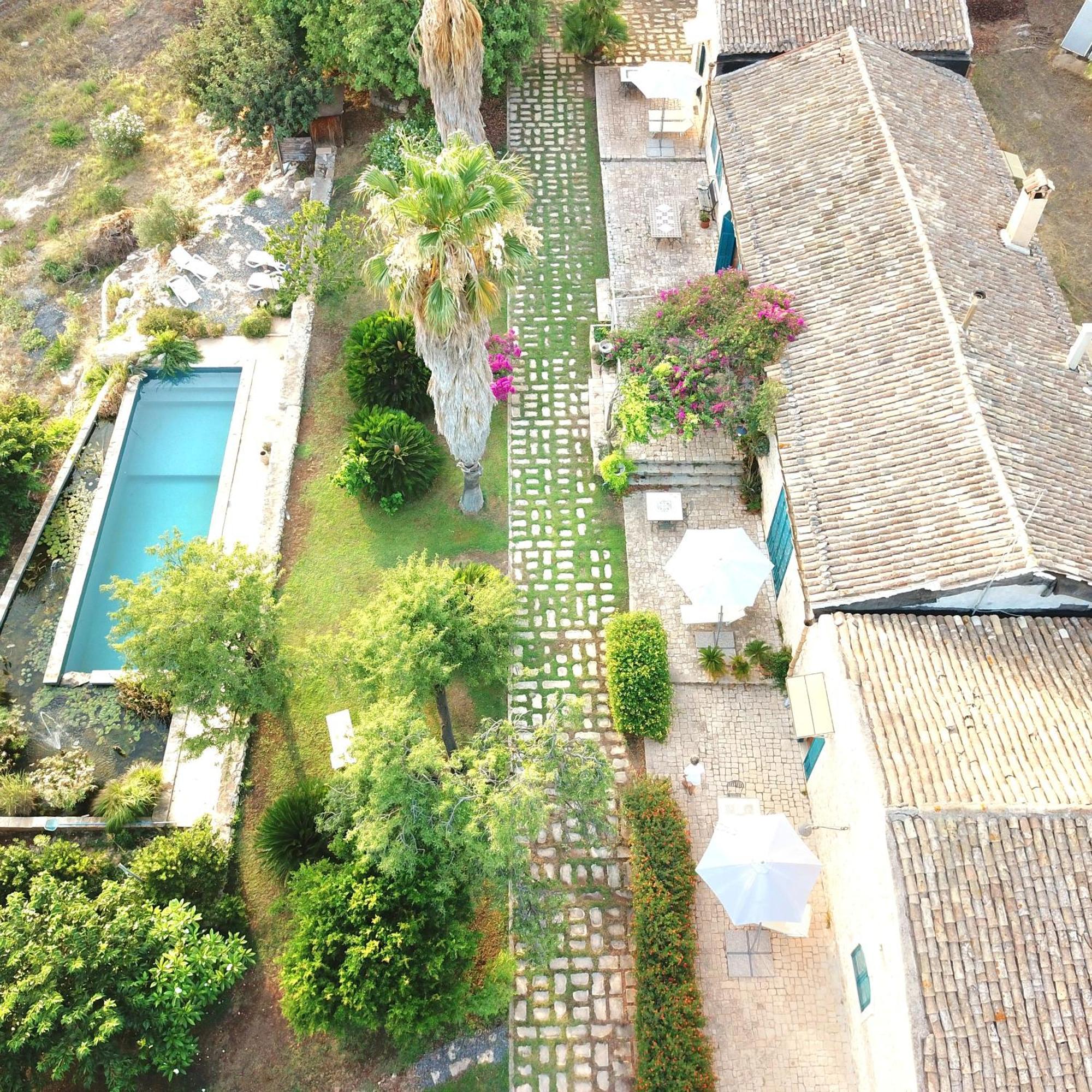Case Brizza Casale Zappulla Buitenkant foto
